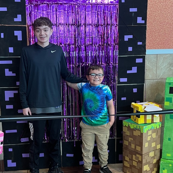 Meet your Posher, Chela - Picture 2 of 6